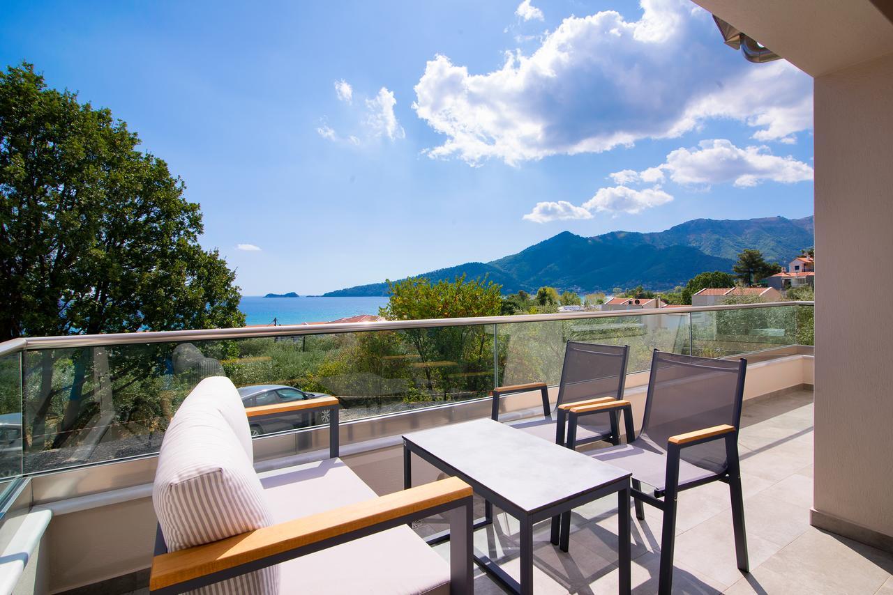Semiramis Luxury Suites Chrisi Ammoudia Exteriör bild