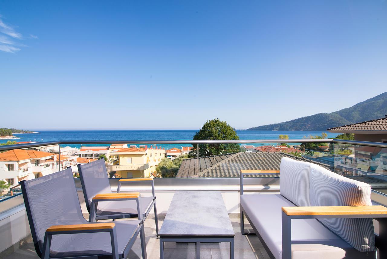 Semiramis Luxury Suites Chrisi Ammoudia Exteriör bild