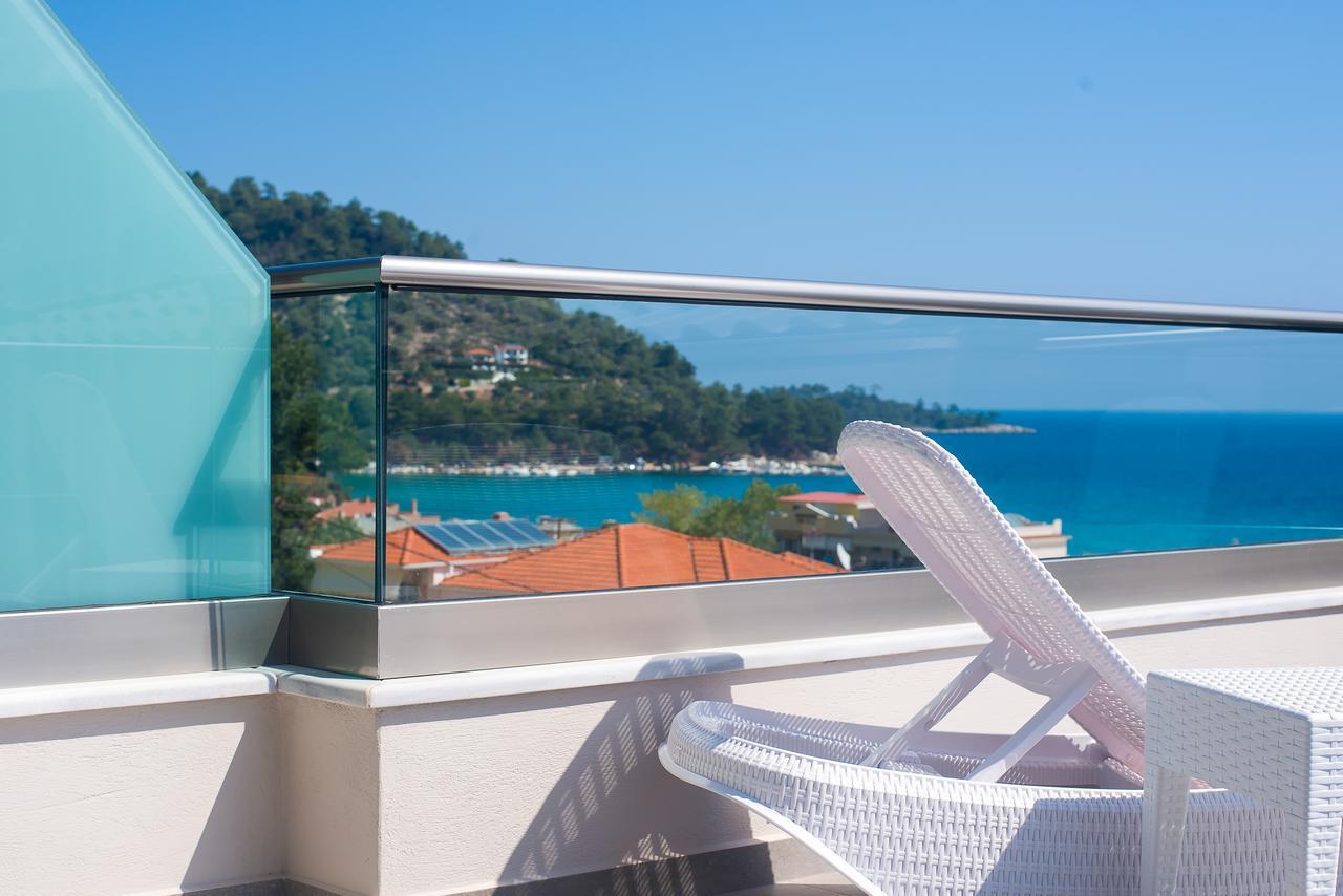 Semiramis Luxury Suites Chrisi Ammoudia Exteriör bild