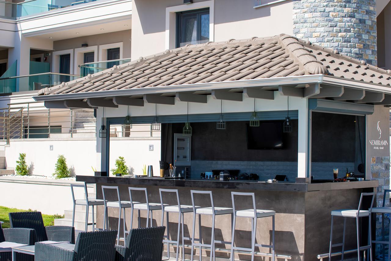 Semiramis Luxury Suites Chrisi Ammoudia Exteriör bild