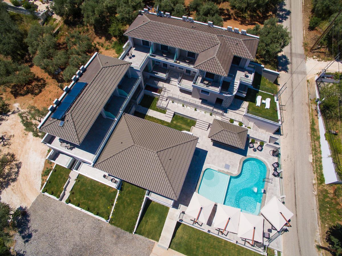 Semiramis Luxury Suites Chrisi Ammoudia Exteriör bild